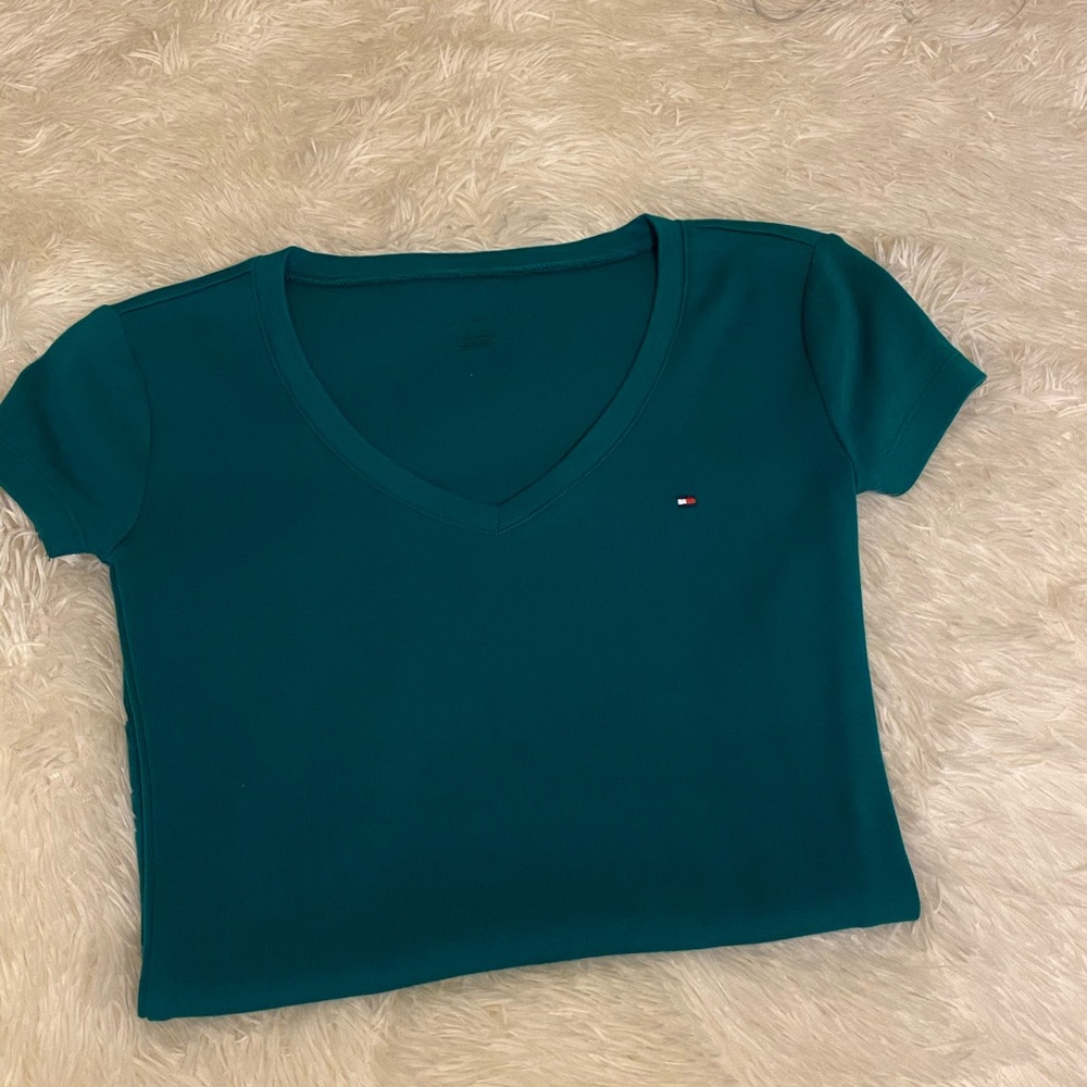 Tommy Hilfiger tee shirt